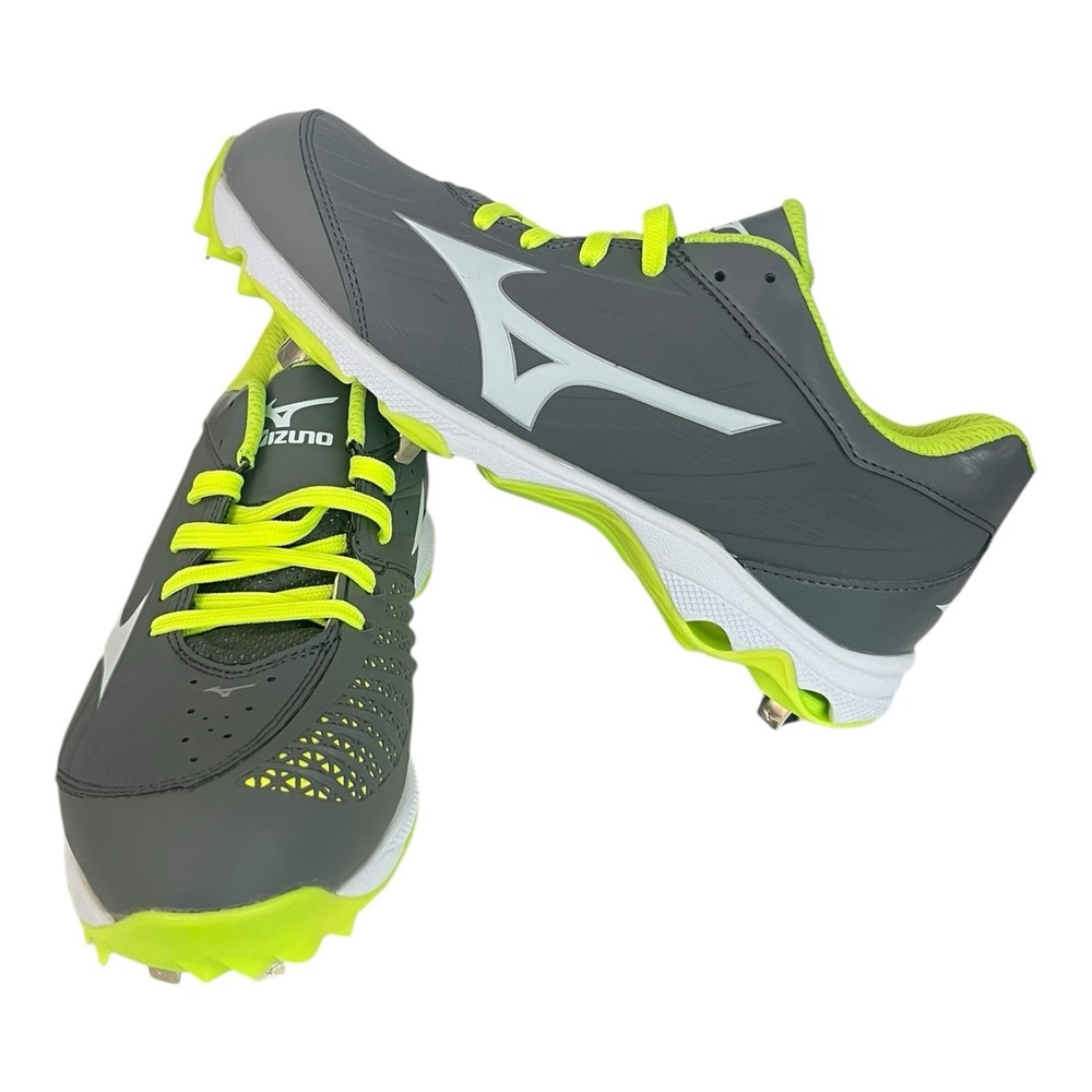 New In Box NIB Mizuno Advanced Sweep 3 Softball Cleat (9-Spike) Grey Neon Size 8